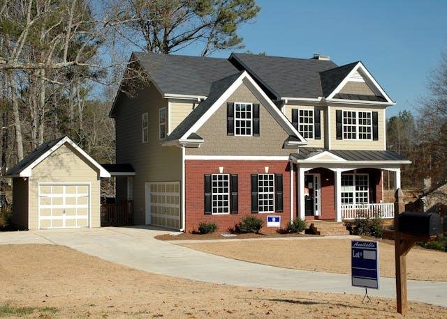 Real Estate Market Analysis: What You Need to Know